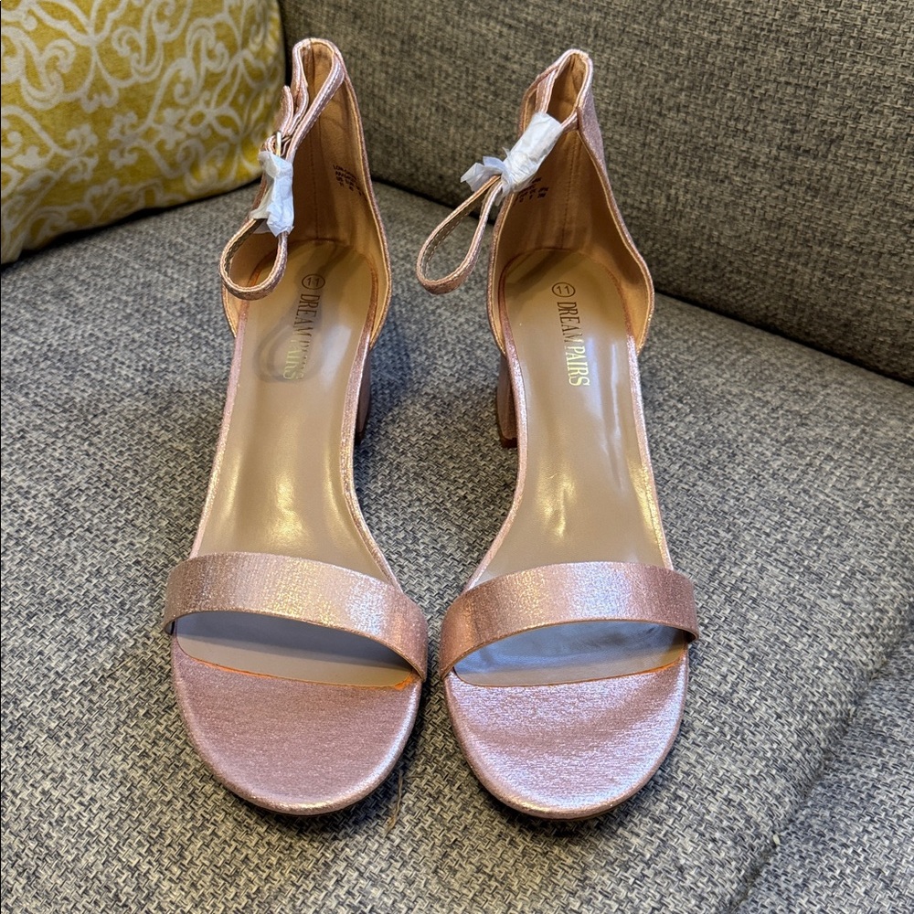 DREAM PAIRS Low-Chunk Heel Pump Sandal | Champagne/Pearl | Size 11